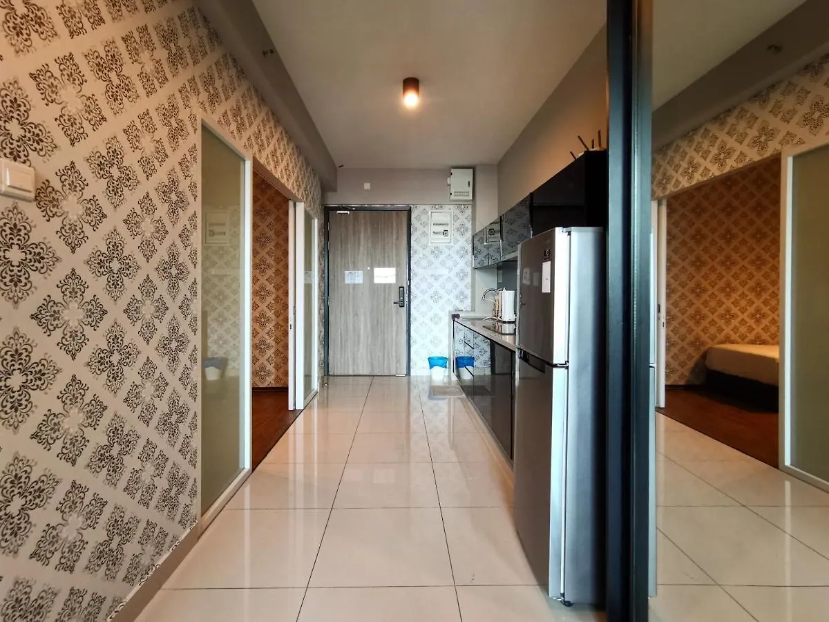 Maritime Suites Penang 日落洞
