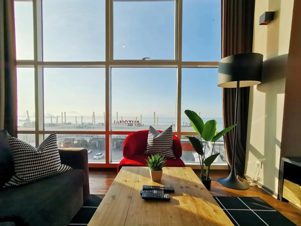 Maritime Suites Penang 日落洞 0*,