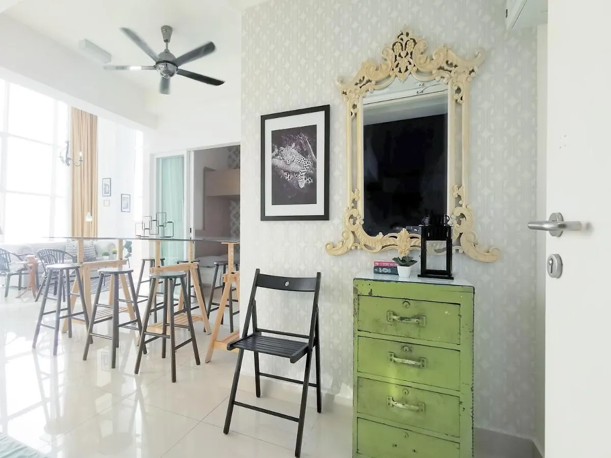 Maritime Suites Penang Jelutong Ma­lay­sia