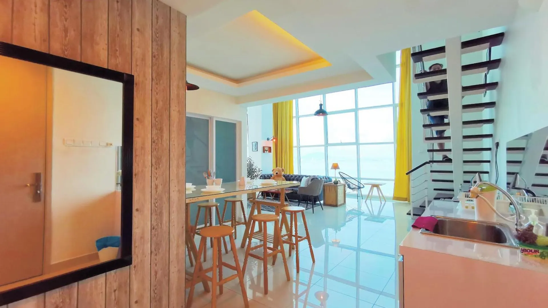 Maritime Suites Penang Jelutong 0*,