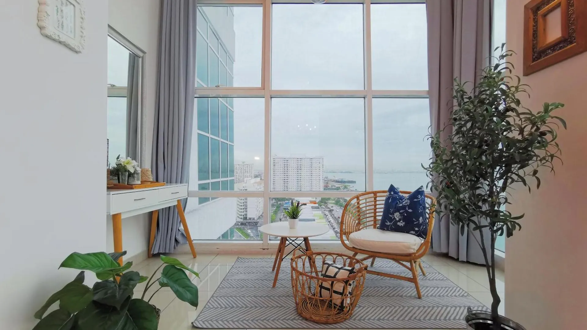 Maritime Suites Penang Jelutong Apartment
