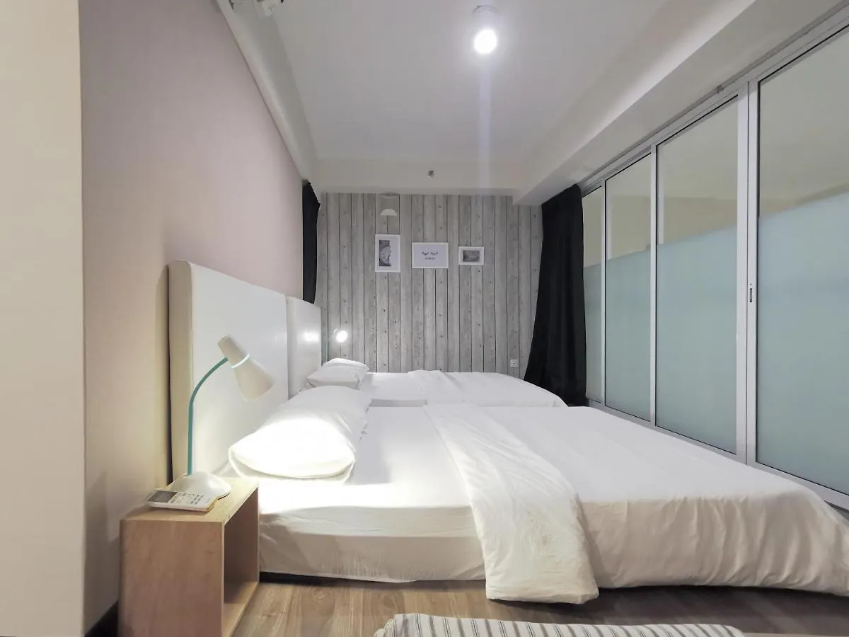 Maritime Suites Penang 日落洞