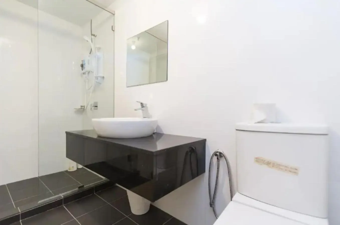 公寓 Maritime Suites Penang 日落洞